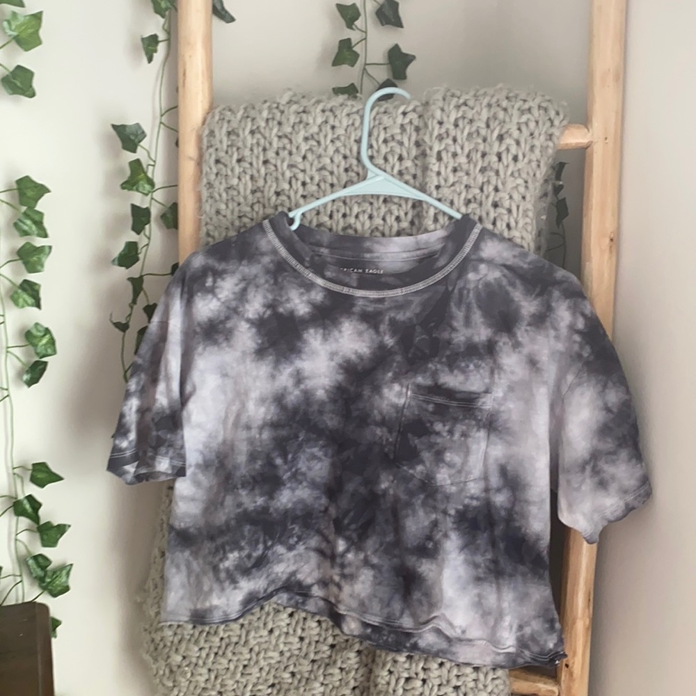 Cropped tee
